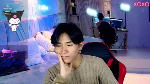 Snapshot of cococumps chatting on 04/22/26, 12:28 COCO online show from 04/22/26, 12:28
