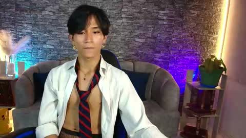 Snapshot of cococumps chatting on 04/24/26, 11:40 COCO online show from 04/24/26, 11:40