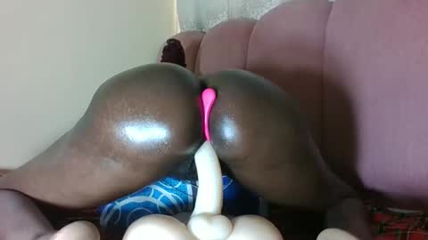 Snapshot of cocomila chatting on 04/11/26, 07:13 Mila independent model online show from 04/11/26, 07:13