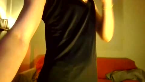 Snapshot of coconut_couple_ chatting on 04/20/26, 12:13 coconut_couple_ online show from 04/20/26, 12:13