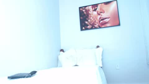 Snapshot of coconutt_oil chatting on 02/14/26, 12:02 coconutt_oil online show from 02/14/26, 12:02