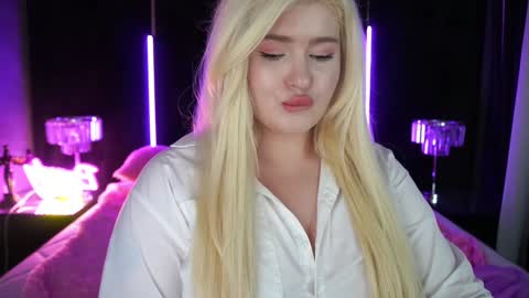 onlyfans amyleyy online show from 12/17/24, 10:44