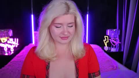 onlyfans amyleyy online show from 10/09/25, 06:44
