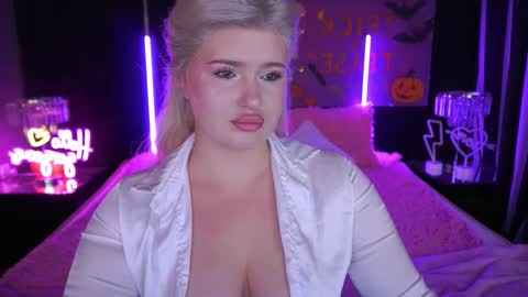 onlyfans amyleyy online show from 11/04/25, 08:13