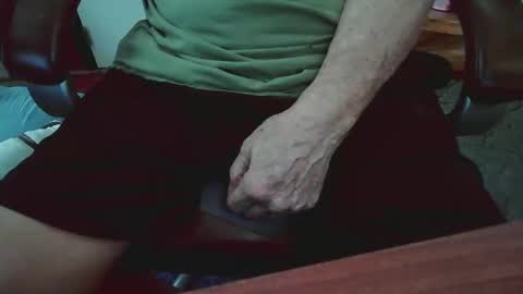 Snapshot of cody81421 chatting on 02/13/25, 07:21 cody81421 online show from 02/13/25, 07:21