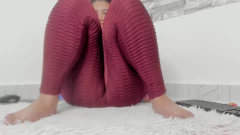 laurita online show from 12/20/24, 07:07