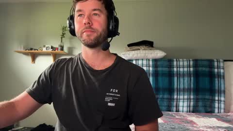c o f f e e l o u n g e online show from 05/23/26, 03:38
