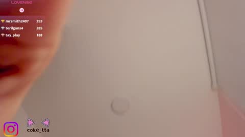 Snapshot of coke_colu chatting on 01/18/25, 02:14 Danna Smith online show from 01/18/25, 02:14