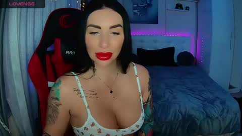 Snapshot of cokeyspeed69 chatting on 12/16/24, 11:44 Ur goddess Nikki online show from 12/16/24, 11:44
