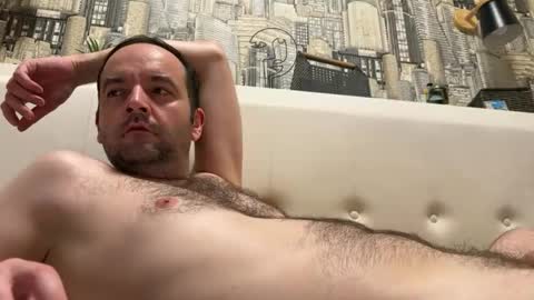 colambus555 online show from 12/28/24, 09:40