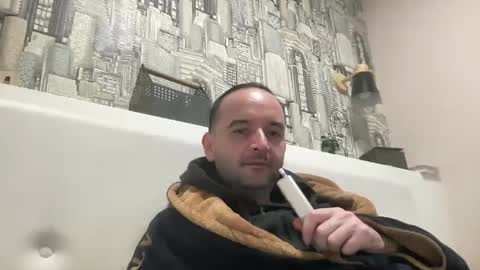 colambus555 online show from 10/16/25, 04:41