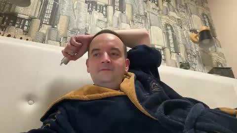 colambus555 online show from 10/19/25, 05:02