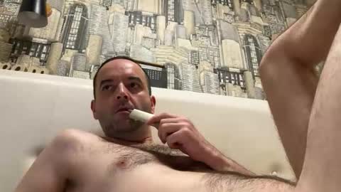 colambus555 online show from 10/25/25, 03:36