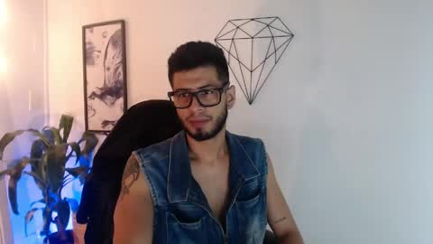 Snapshot of colby_smit chatting on 04/19/26, 08:44 Colby online show from 04/19/26, 08:44