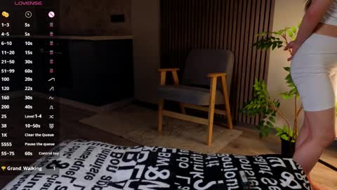 Carry online show from 03/31/26, 12:38