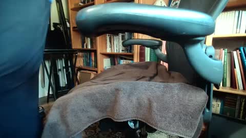 Snapshot of colchuck chatting on 01/13/25, 09:52 colchuck online show from 01/13/25, 09:52