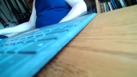 Snapshot of colchuck chatting on 02/26/25, 09:37 colchuck online show from 02/26/25, 09:37