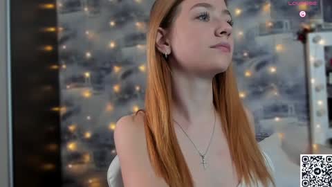 Snapshot of cold_waterfall chatting on 01/24/25, 05:21 Criss online show from 01/24/25, 05:21