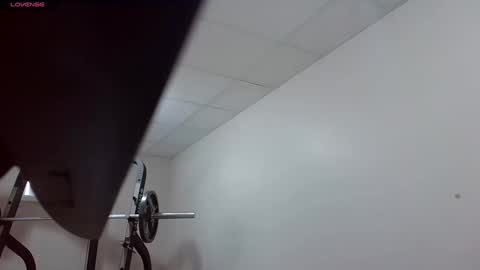 Snapshot of coleblack77 chatting on 09/21/25, 05:47 Cole online show from 09/21/25, 05:47