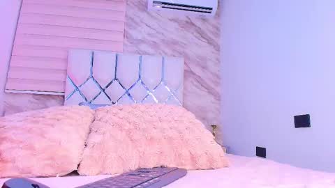 Snapshot of colett_hall chatting on 03/14/26, 11:59 colett online show from 03/14/26, 11:59