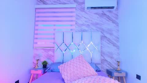 Snapshot of colett_hall chatting on 03/28/26, 12:27 colett online show from 03/28/26, 12:27