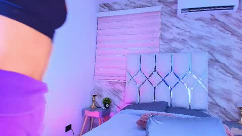 Snapshot of colett_hall chatting on 04/10/26, 11:59 colett online show from 04/10/26, 11:59