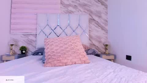 Snapshot of colett_hall chatting on 04/16/26, 12:39 colett online show from 04/16/26, 12:39