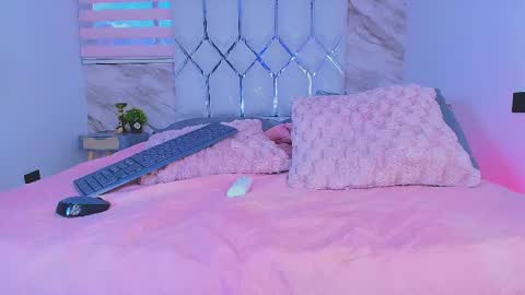 Snapshot of colett_hall chatting on 05/31/26, 06:09 colett online show from 05/31/26, 06:09