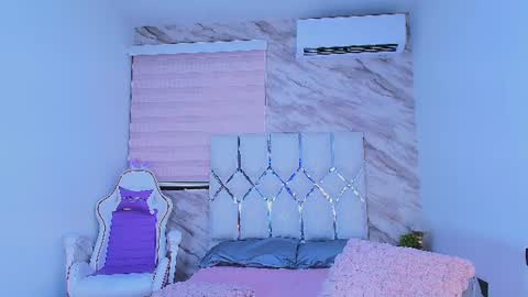 Snapshot of colett_hall chatting on 07/15/26, 11:59 colett online show from 07/15/26, 11:59