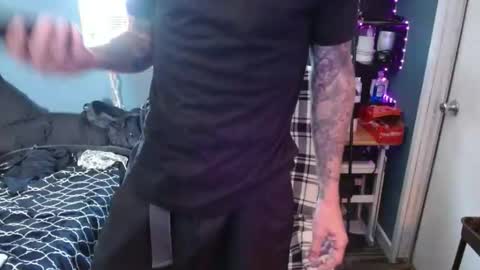 colevan2390 online show from 02/13/26, 06:48