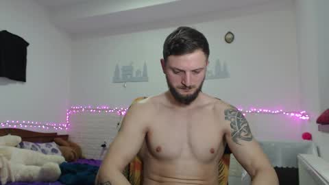 colin hopex  online show from 02/10/25, 09:04