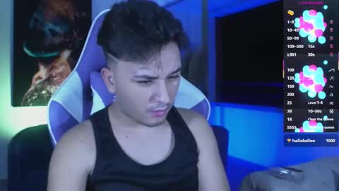 Snapshot of collage_hot25 chatting on 10/04/25, 03:59 javier online show from 10/04/25, 03:59