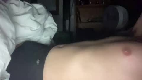 Snapshot of collegboy5890 chatting on 12/05/25, 04:54 collegboy5890 online show from 12/05/25, 04:54