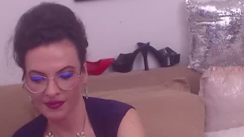 Snapshot of college_dream_bbw chatting on 04/19/26, 06:10 Maddison online show from 04/19/26, 06:10