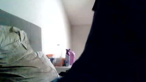 Snapshot of college_muscle chatting on 02/06/25, 01:43 foreverxshredded online show from 02/06/25, 01:43