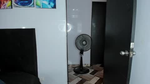 Snapshot of college_muscle_ass chatting on 01/19/25, 08:19 college_muscle_ass online show from 01/19/25, 08:19