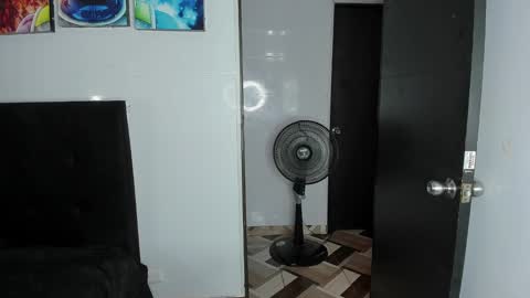 Snapshot of college_muscle_ass chatting on 01/29/25, 02:10 college_muscle_ass online show from 01/29/25, 02:10