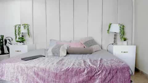 Snapshot of college_muscle_ass chatting on 09/26/25, 05:39 college_muscle_ass online show from 09/26/25, 05:39