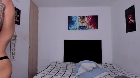 college_muscle_ass online show from 05/02/26, 02:00