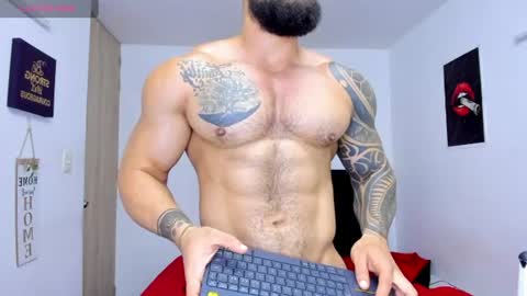 Snapshot of college_muscle_ass chatting on 06/24/26, 09:19 college_muscle_ass online show from 06/24/26, 09:19