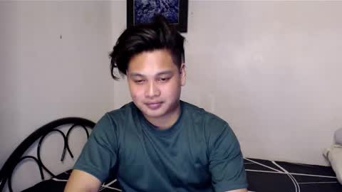 Snapshot of college_thai88 chatting on 03/08/25, 06:32 Victor Grey online show from 03/08/25, 06:32