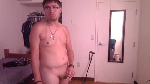 Snapshot of collegeboy2025 chatting on 10/28/25, 01:42 collegeboy2025 online show from 10/28/25, 01:42