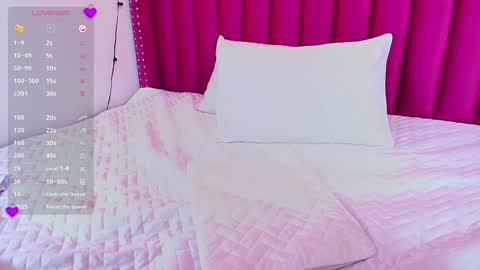  MEGAN  online show from 01/15/25, 11:08