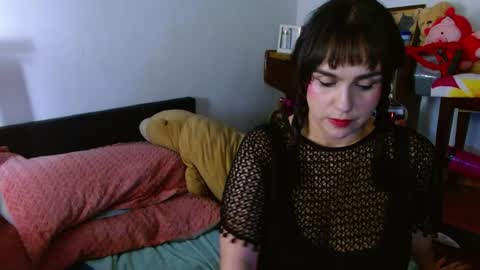Collette online show from 05/17/26, 04:21