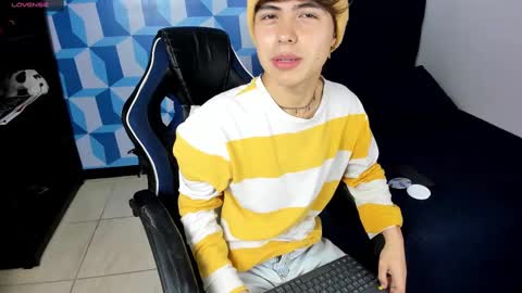 collinstone online show from 01/03/25, 08:43