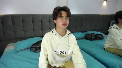 collinstone online show from 01/19/25, 07:37