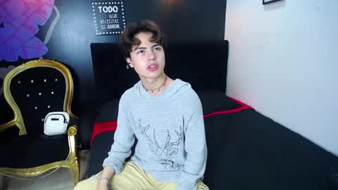 collinstone online show from 03/04/25, 08:16