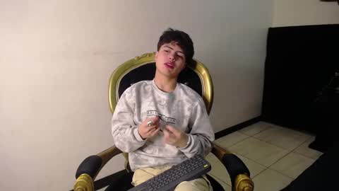 collinstone online show from 10/17/25, 04:53