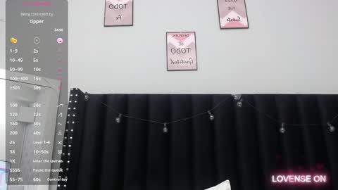  GRETCHEN  online show from 12/23/24, 12:30