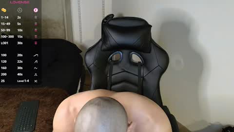 Snapshot of colombianmuscle8 chatting on 02/28/25, 01:58 colombianmuscle8 online show from 02/28/25, 01:58